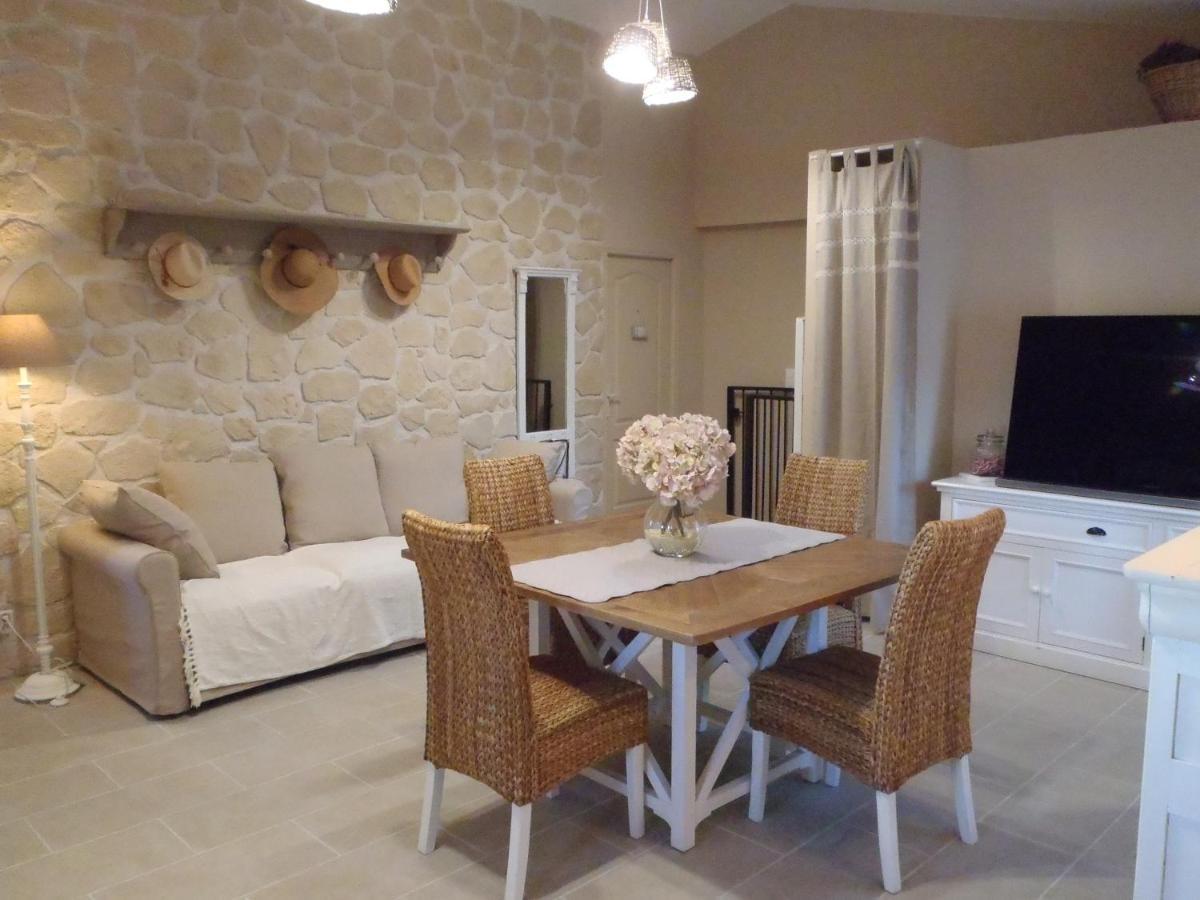 Provence Luberon Bonnieux Location Gite Chez Basile Экстерьер фото
